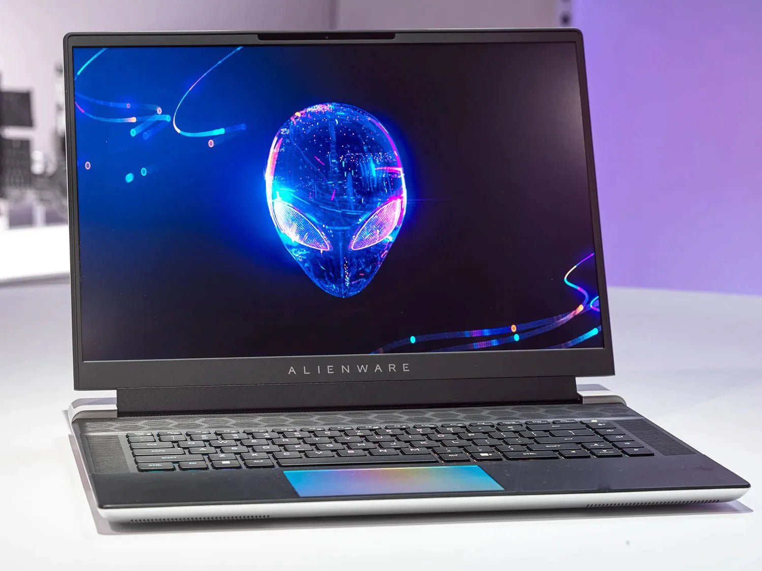 Laptop Gaming Alienware X16 16" QHD 240Hz i9-13900HK 32GB NVIDIA RTX 4080 12GB 1TB SSD Win11 NEW | ALIENSTORE