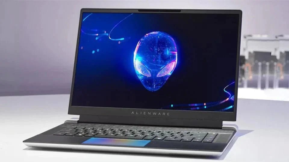 Laptop Gaming Alienware X16 16" QHD 240Hz i9-13900HK 32GB NVIDIA RTX 4080 12GB 1TB SSD Win11 NEW | ALIENSTORE